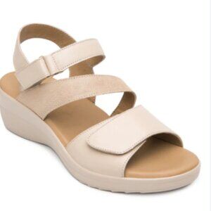 Flexi Sandals, Size 9